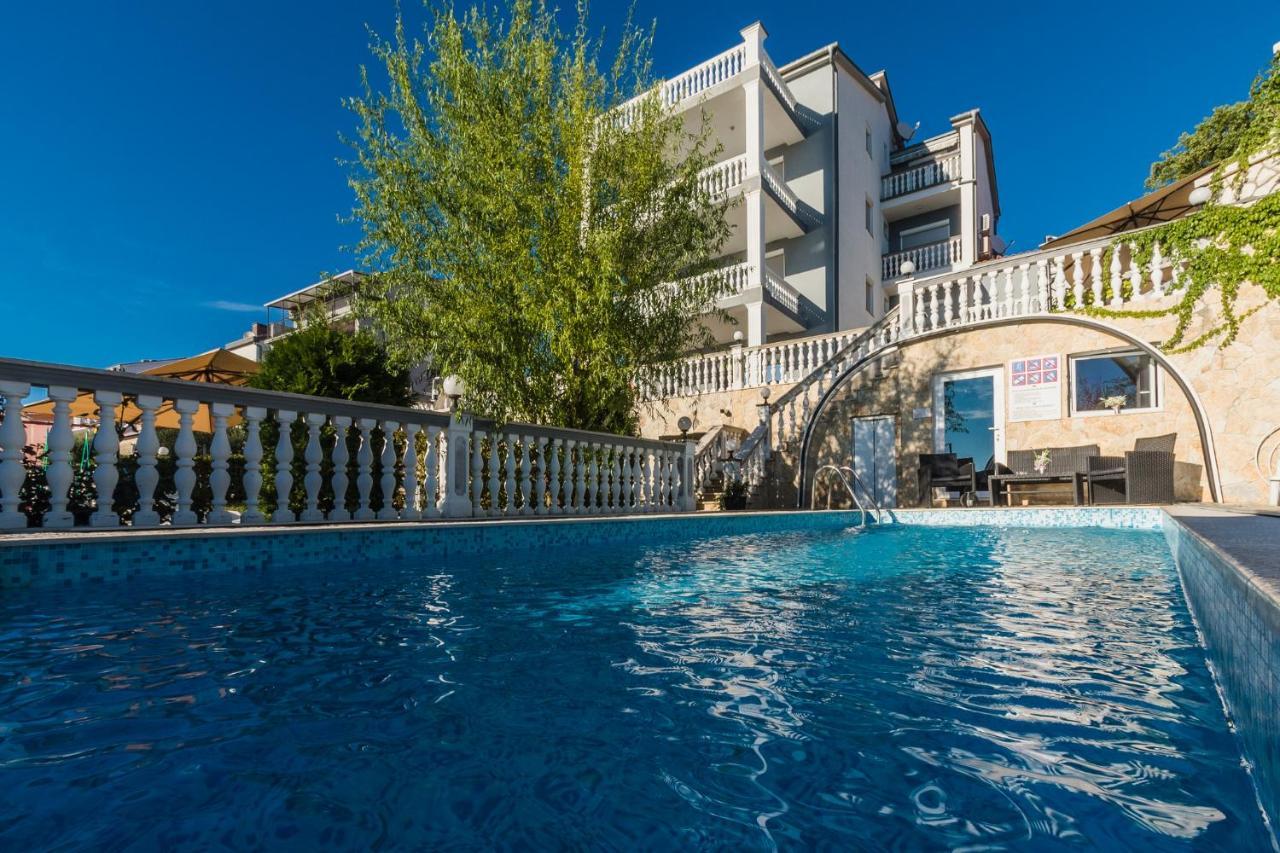Villa Mara Crikvenica Exterior photo